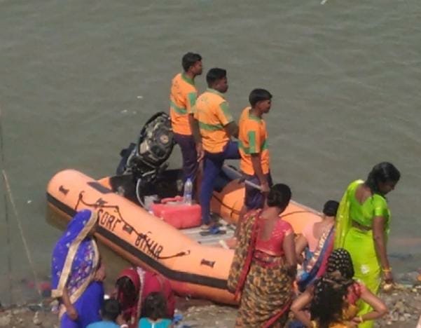 स्नान के क्रम में गंगा नदी में डूबने से एक किशोर की हुई मौत