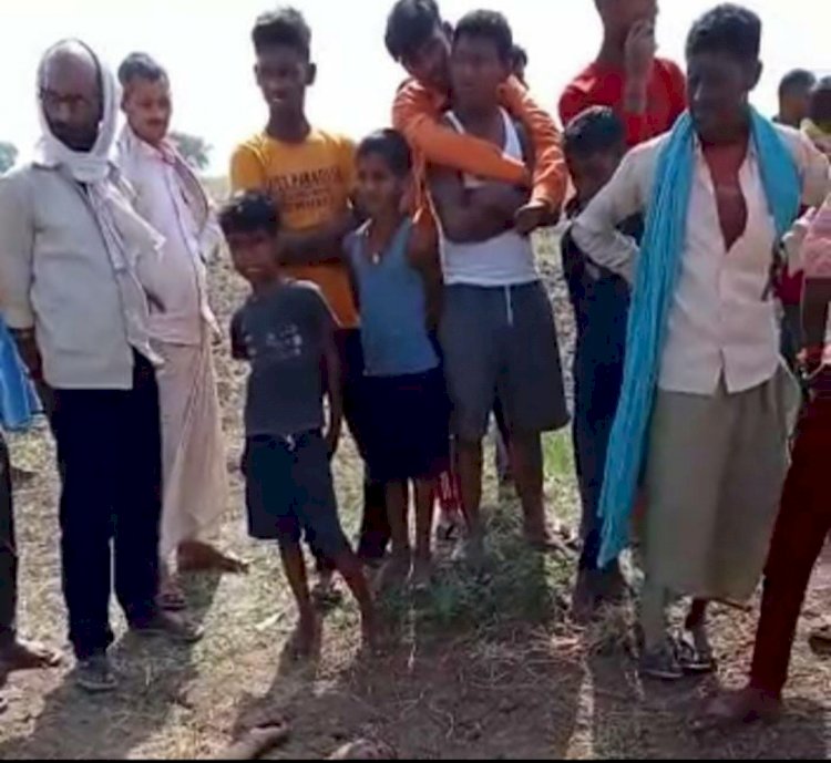 बाढ़ में एक अज्ञात युवक की गला रेत कर हत्या,पुलिस कर रही जांच