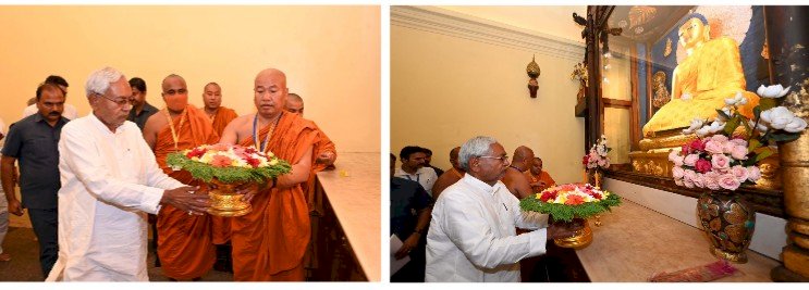 मुख्यमंत्री ने महाबोधि मंदिर में पूजा अर्चना की, राज्य की सुख, शांति एवं समृद्धि की कामना की