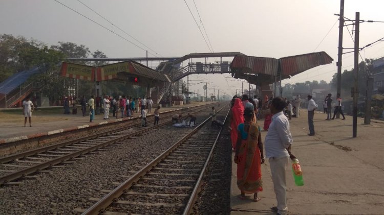 ट्रेन से कट कर मजदूर की हुई दर्दनाक मौत,रेल पुलिस ने शव कब्जे में लिया