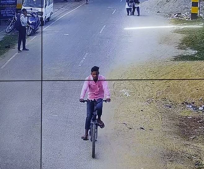 साइकिल चोरी की घटना में शामिल चोर की सीसीटीवी में कैद तस्वीर से हुई पहचान