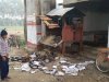 उधार नही देने पर लफंगो ने लगाई  दुकान में आग