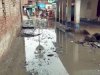 हल्की बारिश से खुली नगर परिषद की पोल, पूरा दलित टोला हुआ पानी-पानी।