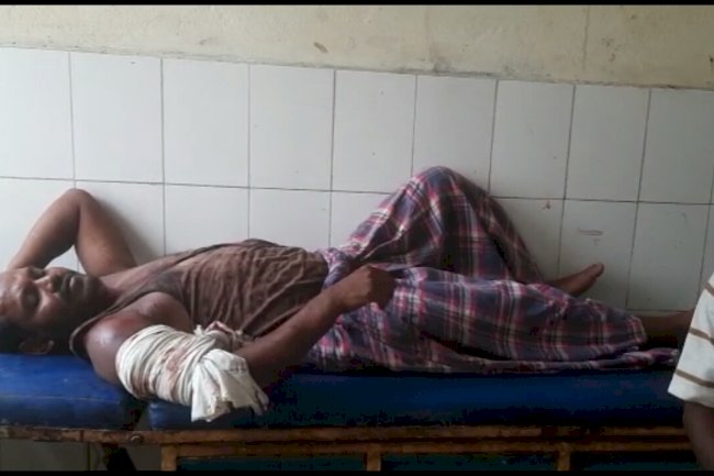 दो गुटों के बीच मारपीट के क्रम में गोली लगने से एक व्यक्ति जख्मी।