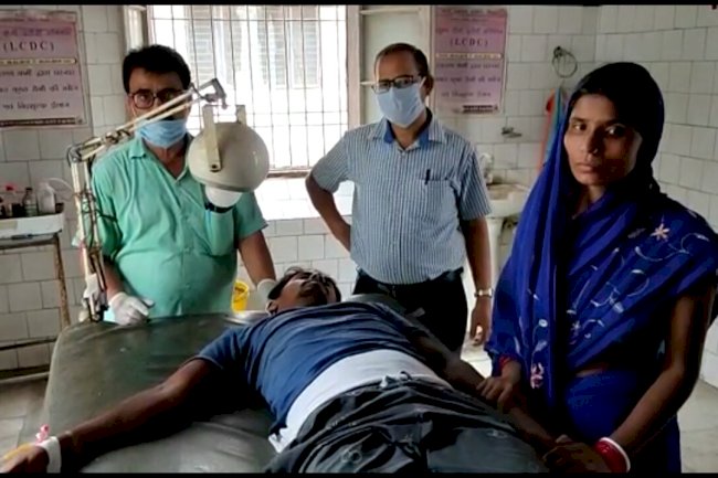अनियंत्रित पिकअप ने युवक को रौंदा,गम्भीरावस्था में सदर अस्पताल रेफर।