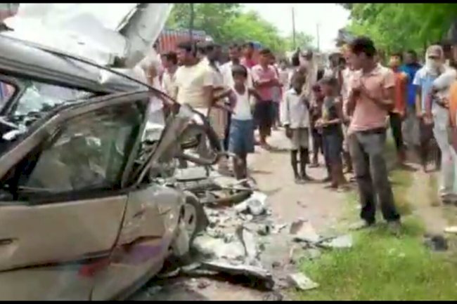 शेखपुरा में भीषण सड़क हादसे में दो की मौत,कार के उड़े परखच्चे।