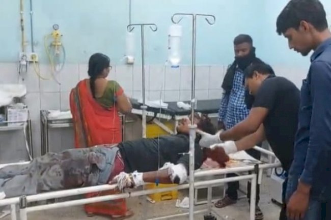 अशोक धाम हॉल्ट के पास ट्रेन से गिरकर एक युवक गंभीर रूप से हुए घायल।