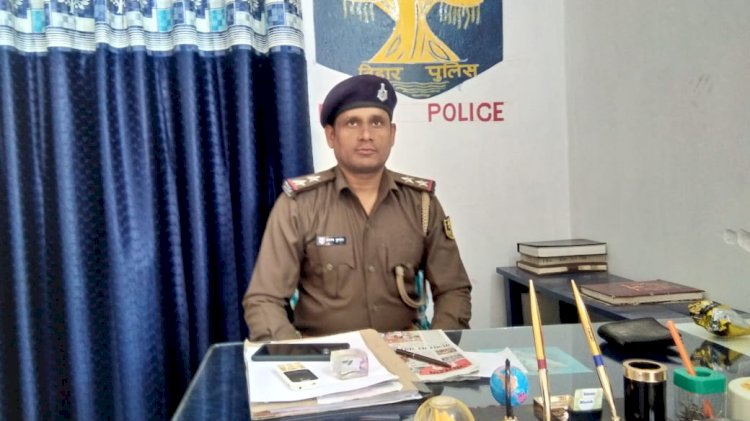 अथमलगोला में अभियुक्तों को गिरफ्तार करने गई पुलिस टीम पर हमले का प्रयास।
