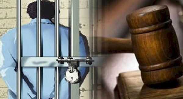 शराब कारोबारी को विशेष उत्पाद न्यायालय ने सुनाई 5 वर्ष कैद की सजा