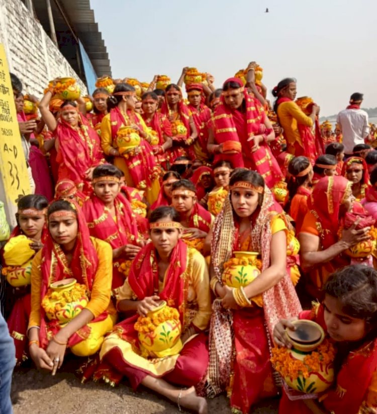 पटना सिटी के जल्ला स्थित गौहरपुर में पिछले 10 दिनों से चल रहे,राम कथा मे भव्य भंडारे का आयोजन। 