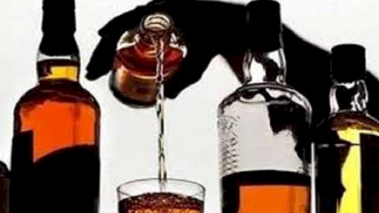 पुलिस ने गुप्त सूचना के आधार पर 125 लीटर देशी शराब किया बरामद