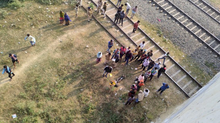  ई रिक्शा चालक का रेलवे ओवर ब्रिज के निकट मिला शव, हत्या या आत्महत्या की गुत्थी सुलझाने में जुटी पुलिस
