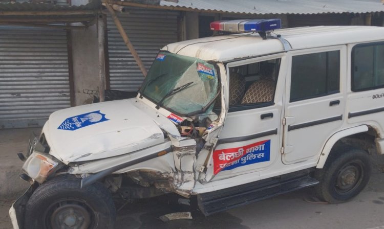अनियंत्रित हाइवा ने गश्ती पुलिस वाहन को मारी टक्कर,03 पुलिसकर्मी सहित 6 जख्मी