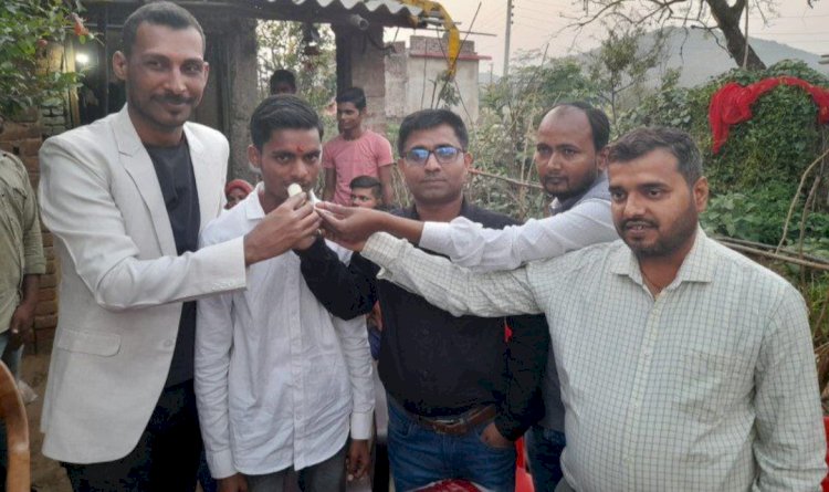 इंटर साइंस में राजा ने बिहार में चौथा स्थान लाकर बढ़ाया जिले का मान ,बनना चाहता है आईपीएस 