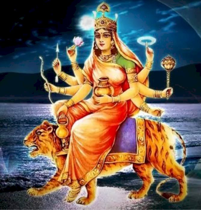 नवरात्रि के चौथा दिन मां कूष्मांडा की पूजा,मां कूष्मांडा अष्टभुजा देवी के नाम से भी जानी जाती हैं।