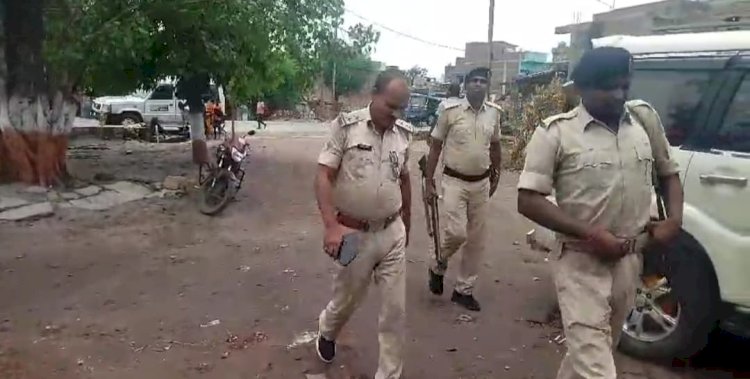 लूट कांड के आरोपी को पकड़ने गए पुलिस टीम पर हमला, एक दारोगा जख़्मी।