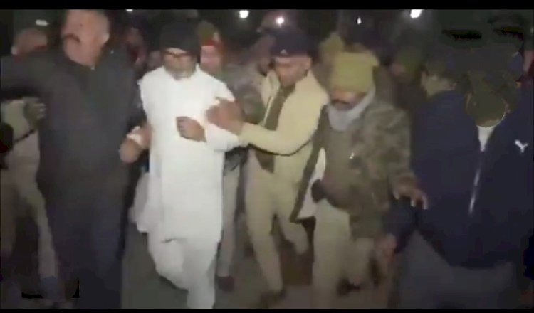 सशर्त जमानत छोड़ क्यों जेल का चुना रास्ता? प्रशांत किशोर ने बताई वजह, नीतीश सरकार पर बरसे।
